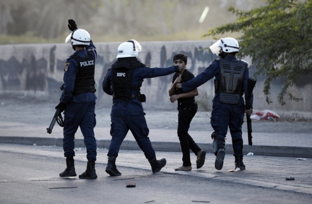 4bahrainpolicepersonnelwoundedinbombattack